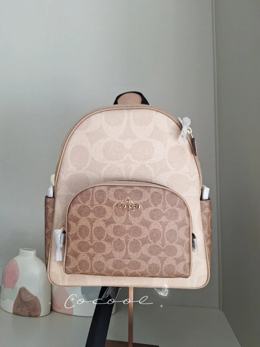 Coach color gold